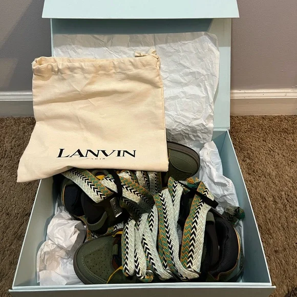Cleaning out my closet BRAND NEW LANVIN CURB SNEAKERS WORN ONCE ! - Picture 1 of 4